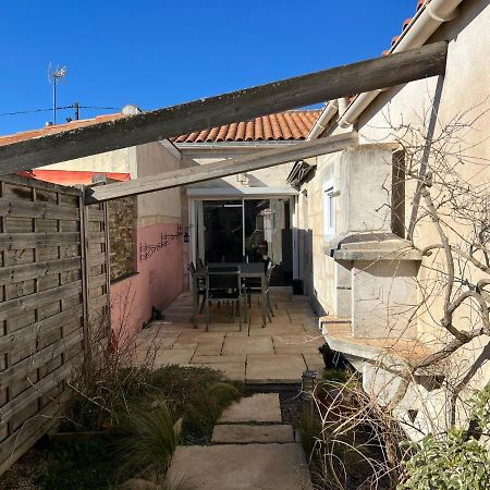 Maison Avec Jardin Et Garage Rochefort  Kültér fotó
