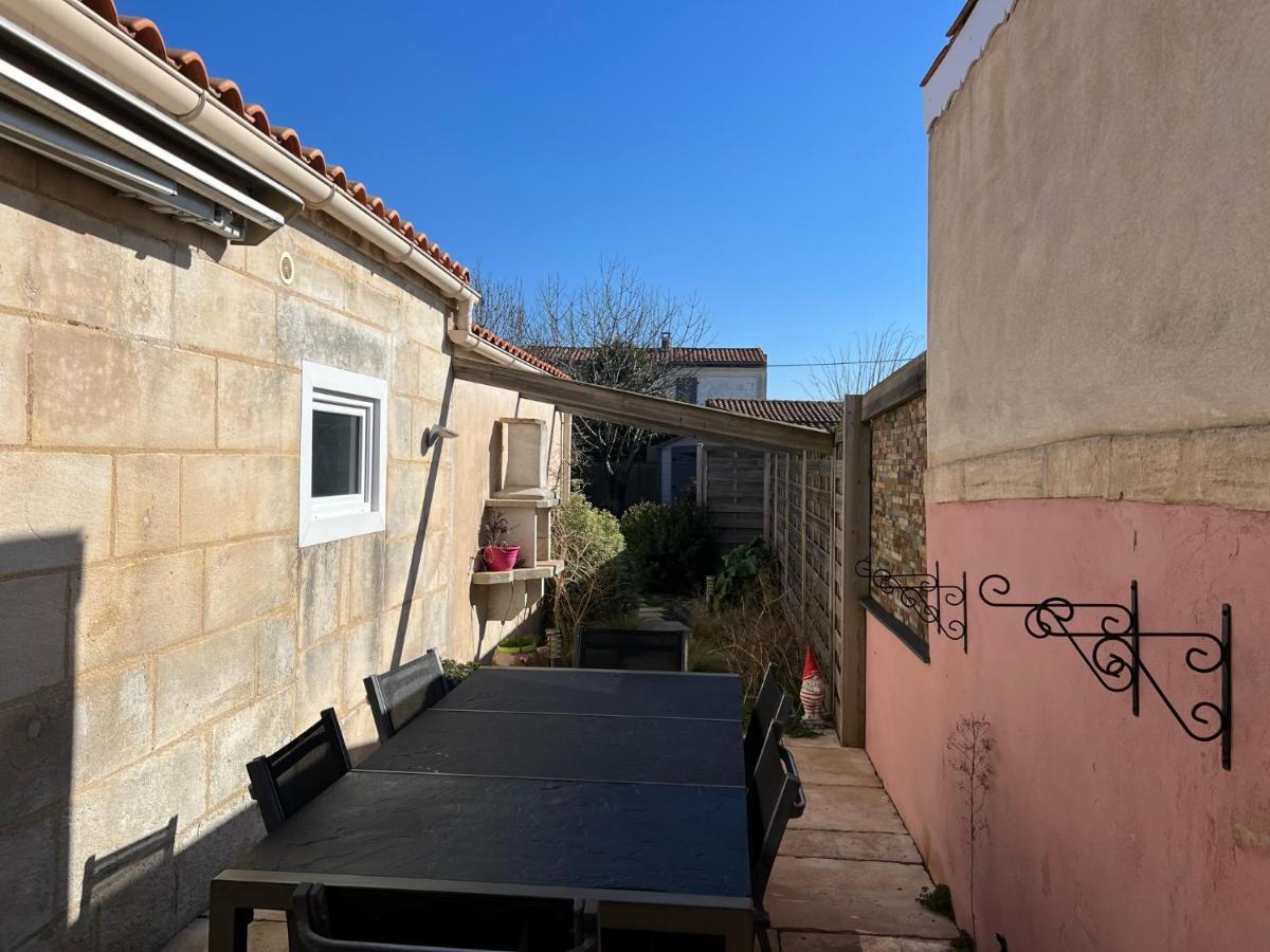 Maison Avec Jardin Et Garage Rochefort  Kültér fotó